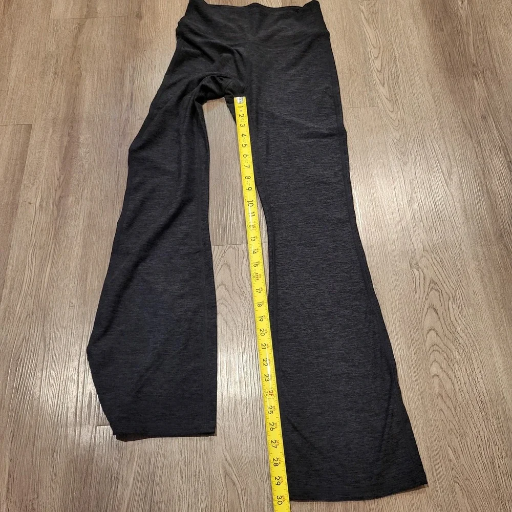 Fabletics‎ Heatherflex High Waisted Flare Leggings Dark Heather Gray Size Small - Picture 10 of 10